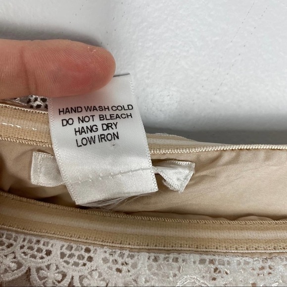 ESLEY White Lace Off Shoulder Dress Size Small - Picture 6 of 7